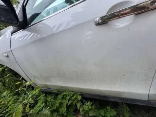 Nissan Almera 2016 года, 102 л.с., пробег 288 287 км. Бензин, объем двигателя 1 598 см³, механическая коробка передач. VIN: Z8NAJL10056948080.