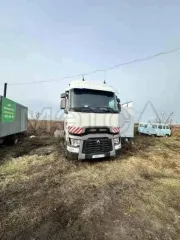 RENAULT T 4x2, 2016 Грузовой тягач седельный, VIN VF610A36XGD005938. Имеются дефекты, влияющие на эксплуатацию транспортного средства.