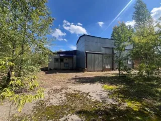 Земельный участок 3043 кв.м и здание 740.8 кв.м, г. Пенза, Пензенская область. Комплекс им-ва: 1. ЗУ Местоположение: Местоположение установлено относительно ориентира, расположенного в границах участка. Почтовый адрес ориентира: обл. Пензенская, г. Пенза, ул. Центральная. Пл.: 3043 кв.м. КН…