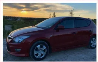 Hyundai i30, 2010 года, 126 лс, 256000 км; автомобиль HYUNDAI I30 1.6 GL MT, VIN TMADB51DABJ170296, 2010 г.в., цвет - красный, ПТС 77 УЕ 356422. Ограничения - залог в пользу Лыкова А.В.