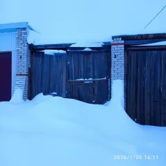 Земельный участок 88 кв.м и здание 53 кв.м в Республике Марий Эл. Категория земель - земли населенных пунктов, вид разрешенного использования – для содержания гаража. Кадастровый номер участка: 12:10:1670117:361. Адрес: Республика Марий Эл, Сернурский район, пгт. Сернур, ул. Комсомольская, д. 24…