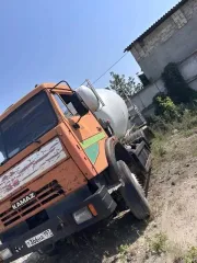 Автобетоносмеситель (миксер) KAMAZ 53229R69361N, 2006 года, цвет оранжевый, VIN (зав.№): X4869361N60073785. Марка, модель: KAMAZ 53229R69361N; тип ТС: миксер (автобетоносмеситель); год выпуска: 2006; цвет: оранжевый; VIN (заводской номер): X4869361N60073785. Преимущества: 1. Проверенная база: шасси…