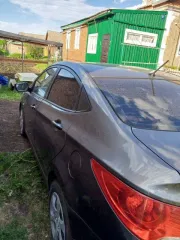 Hyundai Solaris 2014 года, VIN: Z94CT41DADR311577. Техническое состояние: длительное время не эксплуатировался. Требуется замена задних колодок, колеса спускают. Передний бампер немного провисает. Местонахождение: Республика Башкортостан, Федоровский район, село Бала-Четырман. В отношении имущества…