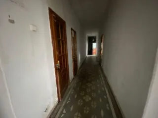 Производственное здание 1144,4 кв.м, земельный участок 1822 кв.м, Республика Башкортостан Производственное здание - 1 144,4 кв. м, 2-х этажное, право аренды на земельный участок - 1 822 кв. м, адрес: Республика Башкортостан, г. Уфа, ул. Индустриальное шоссе, д. 26, з/у 26/8, кадастровые номера…