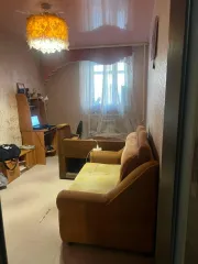 Квартира, состоящая из 3-х комнат, общей площадью 63,7 кв.м., расположенная на 4 этаже по адресу: Иркутская область, г. Иркутск, ул. Безбокова, д. 5, кв. 32, кадастровый номер: 38:36:000028:1276.