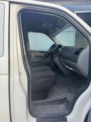 Volkswagen Transporter 2005 года.