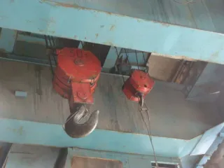 Промышленный комплекс 13,6 га Абакан Хакасия. Недвижимое имущество, расположенное по адресу: Республика Хакасия, г. Абакан, ул. Молодежная, д.20: Нежилое здание (административно-лабораторный корпус), кад.№19:01:080501:1385, пл.1831,5 кв.м. Нежилое здание (гараж для грузовых машин на 40 мест)…