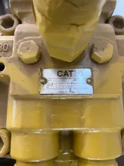 Гидромотор хода CAT320, год выпуска 2009, 2 штуки.