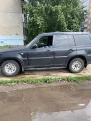 Hyundai Terracan 2001 года выпуска, черно-серый цвет, VIN: KMHNN81WP1U002404, ПТС 77ОК632477 от 13.07.2015. Двигатель 2.5 дизель, автоматическая коробка передач, на ходу. Пробег 148200 км. Коррозия навесных деталей кузова. Ржавчина на порогах, полуарках, внутренних частях дверей и крышки багажника…