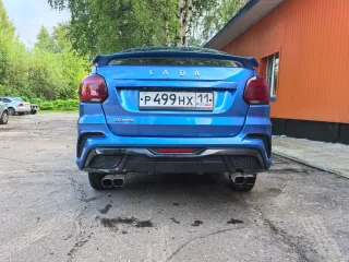 LADA Granta 2019 года, VIN XTA219110L0357090. Комплектация люкс: кондиционер, круиз-контроль, бортовой компьютер. Полный зимний пакет: обогрев переднего и заднего стекла, подогрев зеркал и передних сидений. Техническое состояние хорошее, автомобиль на ходу. Незначительные повреждения на бампере…