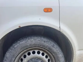 Volkswagen Transporter 2005 года.