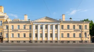 Нежилое здание 2410,8 кв.м с участком 1230 кв.м, Санкт-Петербург, ул. Радищева, д. 39, лит. А, 3-этажное, кадастровые номера 78:31:0001210:3029, 78:31:0001210:8, земли населенных пунктов - для размещения административно-управленческих и общественных объектов, ограничения и обременения: ипотека до…