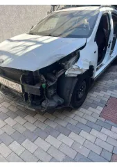 Kia Rio 2017, 122,6 л.с., АКПП, легковой автомобиль, марка: Kia Rio, год изготовления: 2017, цвет: белый, VIN: Z94C351BBJR000255, г/н: 2017, мощность двигателя, л.с. (кВт): 122,6 (90,2)
