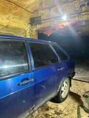 Автомобиль марки ВАЗ 21093, цвет серебристо ярко-синий, 2001г.в., г/н А383ТА702, свид. о регистрации 9931 558172, ПТС 63 КВ 575045