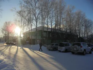 Земельный участок общей площадью 1108 кв.м, с кадастровым номером 70:03:0101003:2994, с расположенным на нем объектом недвижимого имущества – нежилое здание общей площадью 786,6 кв.м., с кадастровым номером 70:03:0101003:1805, по адресу: Томская область, р-н. Бакчарский, с. Бакчар, ул. Ленина, д…