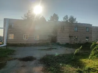 Здание лечебного корпуса (терапия) 574,1 кв.м и земельный участок 1527 кв.м Оренбургская область Здание лечебного корпуса (терапия), земельный участок Здание, наименование: здание лечебного корпуса (терапия), кадастровый номер 56:23:1001019:189, площадь 574,1 кв.м., назначение: нежилое, виды…