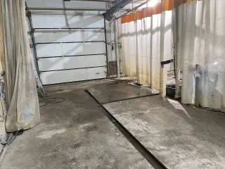 Земельный участок общей площадью 1924 +/- 15 кв.м с кадастровым номером 70:20:0000001:3716 расположен по адресу: Российская Федерация, Томская область, Городской округ город Стрежевой, город Стрежевой, ул. Коммунальная, участок 148. Категория: земли населенных пунктов, вид разрешенного…