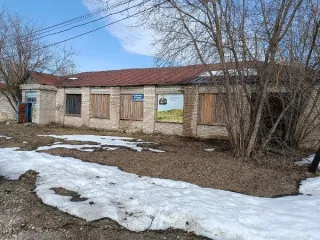 Нежилое здание столовой 391.6 кв.м, земельный участок 686 кв.м, Нижегородская область, нежилое здание с прилегающим земельным участком. Нежилое здание столовой с кадастровым номером 52:36:0004006:836, общей площадью 391.6 кв.м с прилегающим земельным участком площадью 686 кв.м, кадастровый номер…