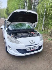Peugeot 408, 2014 год выпуска, белый, VIN Z8T4D5FS9EM009703. На ходу, снят аккумулятор, царапина на водительской двери и небольшие царапины по кузову.