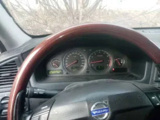Volvo S60, 2005 года, 209,4 лс, 400000 км, полный привод, АКПП, автомобиль Volvo S60, год изготовления 2005, идентификационный номер (VIN) YV1RS595762501326.
