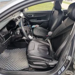 KIA RIO 2020 года выпуска, государственный регистрационный знак Н653АМ65, VIN: Z94C341BBLR179023, номер двигателя: G4FGKW609752, номер кузова: Z94C341BBLR179023, цвет кузова серый. Коробка передач автоматическая, привод передний. Пробег более 30 тысяч километров. Кузов в удовлетворительном…