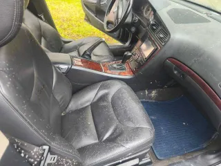 Volvo S60 2007 года, седан. VIN: YV1RS595772638942. Цвет черный. Двигатель B5254T, объем 2.5 л, мощность 209 л.с. Имеются ПТС и СТС. Автомобиль неисправен.