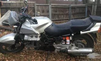 Мотоцикл HONDA ST 1100 Год выпуска ТС: 1992 Цвет: Серебристый Шасси  рама  № SC26 2201162 Объем двигателя: 1084 см3 Мощность двигателя: 100 л.с. / 73.5 кВт. ПТС 25 УР 219208 СТС 99 15 628077