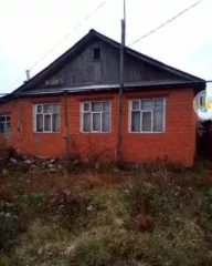 2/7 доли в праве общей долевой собственности на жилое здание, кадастровый номер 52:57:0190005:246, местоположение: Нижегородская обл, р-н Лукояновский, с Поя, ул. Молодежная, дом 14, площадь: 74.1 кв. м.