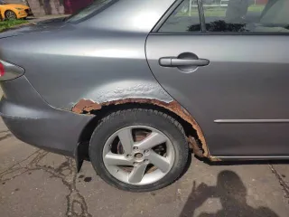 Mazda 6 2004 года, VIN JMZGG12F551248199, госномер Р990РМ177. Мощность 141 л.с. (104 кВт), объем двигателя 1999 куб. см. Масса без нагрузки 1260 кг, разрешенная максимальная масса 1830 кг. Модель двигателя LF 365249, номер кузова 1248199. Цвет кузова темно-серый, тип двигателя бензиновый…