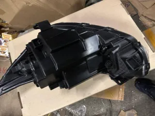 Звездочка велосипедная, 3 грузовых места. Металлическая форма для выпечки кексов, арт. КН-1361. Металлическая складная полка, арт. НК-3913. Запчасти для автомобиля: корпус заднего багажника пластмассовый, артикул K001-1027434-9. Мини-вафельница, арт. 070, вес брутто, 16 грузовых мест. Фара…