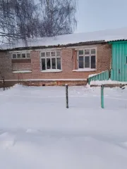 Нежилое помещение 165,8 кв.м и земельный участок 400 кв.м, с. Тарасово, Удмуртская Республика. Нежилое помещение № 1 и № 2 на земельном участке с кадастровым номером 18:18:078003:103 с. Тарасово, ул. Школьная, д.8. Нежилое помещение №1, назначение: нежилое с кадастровым номером 18:18:078003:375…