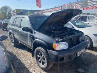 Nissan Pathfinder 2001 года, универсал, черный цвет, VIN JN8DR09Y91W610630.