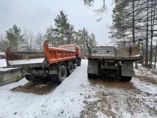 Грузовой самосвал КАМАЗ-5511, 1985 года, двигатель № 74010-12109, шасси (рама) № 204042, цвет оранжевый, ГРЗ У300УХ28.