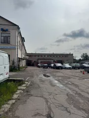 Земельный участок по адресу: г. Санкт-Петербург, Тихая улица, дом 6, литера М, кадастровый номер: 78:12:0007152:34, площадью 10804 +/- 36 кв.м. Здание малярного цеха, литера Ю, кадастровый номер: 78:12:0007152:1027, площадь 82 кв.м. Здание боксов, ремзоны, литера А, кадастровый номер…