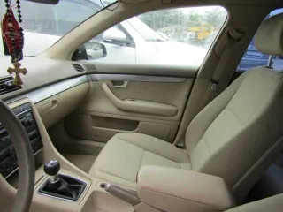 Audi A4, 2005 года, 163 лс, 300892 км еще Автомобиль легковой, марка: АУДИ, модель: А4, VIN: WAUZZZ8E36A133773, год изготовления: 2005