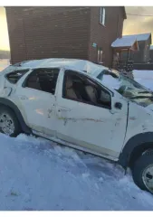 Renault Duster 2013 года, 102 л.с., пробег около 350 000 км, полный привод. VIN: X7LHSRH8N49541605, госномер К076ТУ33. Автомобиль после ДТП, в аварийном состоянии.