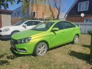 Lada Vesta GFL 120, 2016 год выпуска, государственный регистрационный знак Х933РТ123, VIN XTAGFL120GY027295. Обременение: арест. Автомобиль Lada Vesta GFL 120, 2016 года выпуска, г/н Х933РТ123, VIN XTAGFL120GY027295.