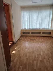 Здание общей площадью 172,2 кв.м с кадастровым номером 86:05:0000000:1569 и земельный участок с кадастровым номером 86:05:0310101:1, расположенные по адресу: Ханты-Мансийский автономный округ – Югра, Березовский муниципальный район, пгт. Березово, ул. Быстрицкого, д.42. Ограничение использования…