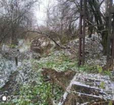 Сооружение хвостохранилища с пульповодом (кадастровый номер: 07:09:0105021:43), площадью 158 992,00 кв. м; земельный участок (кадастровый номер: 07:09:0105021:6), площадью 156 377 кв. м; скважина для отбора проб с хвостохранилища. Местонахождение имущества: 360004, Кабардино-Балкарская Республика…