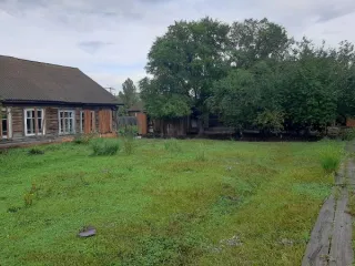 Здание 216.8 м² по адресу: Республика Хакасия, Усть-Абаканский район, село Усть-Бюр, улица Ленина, дом 31. Год ввода в эксплуатацию: 1949. Количество этажей: 1. Назначение: нежилое. Материал наружных стен: рубленые. Общая площадь: 216.8 м². Ограничения и обременения: не установлены. Кадастровый…