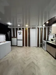 Доли жилого дома и земельного участка, Саратовская область, Краснокутский район. 1/4 доли дома и 1/4 доли земельного участка в Саратовской обл., еще 1/4 доли дома и 1/4 доли земельного участка в Саратовской обл., еще 1/4 доли. Здание жилое, площадь 50,7 кв.м., место нахождения: Саратовская область…