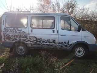 Автомобиль марки ГАЗ модель 2217 2004 года выпуска, VIN XTH22170040381142.