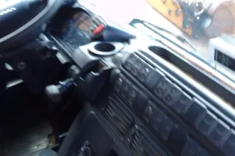 Самосвал 458111 на шасси Iveco Trakker AD410T42H, VIN Z0M458111DA000020, 2013 года выпуска, гос. рег. знак К183КХ24, ПТС 33 НТ 819748 от 20.05.2013.