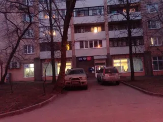 Помещение 81.2 кв. м, Москва. Объект аренды, площадь 81,2 кв. м, номера на поэтажном плане: этаж 1, пом. I, ком. 12 - 16, 13а, 13б, 13в, 13г, 13д. Адрес: Российская Федерация, город Москва, вн.тер.г. муниципальный округ Северное Измайлово, шоссе Щёлковское, дом 84, помещение 1/1.