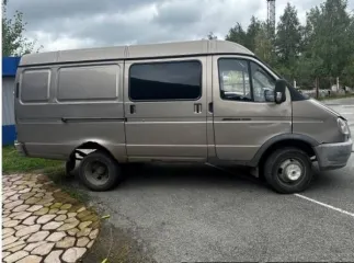 ГАЗ 2705 2010 года, VIN: X96270500A0666792, регистрационный знак Н751УК86. Также ГАЗ 2705 2010 года, VIN: X96270500A0666792, регистрационный знак Н924УК86. Категория ТС-В/N1, цвет кузова – золотисто-бежевый. Мощность двигателя – 78.6 кВт/106.8 л.с., тип двигателя - бензиновый. Тип кузова грузовика…