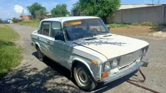 Ваз 21065 1999 автомобиль ваз 21065, 1999 г.в. без регистрационного знака, vin xta210650y4223097, бывший в эксплуатации, без ключей и документов, с видимыми повреждениями, дефектами, возможны скрытые повреждения и дефекты. имущество продается в том виде, комплектности и состоянии, в каком оно есть…