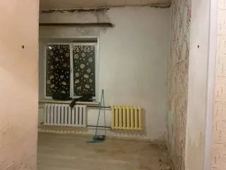 Квартира 33.3 м² в Брянской области, Клинцовский район, поселок Первое Мая, улица Центральная, дом 6, квартира 5. Кадастровый номер 32:13:0090102:114. Имущество находится в залоге ПАО «ДОМ.РФ».