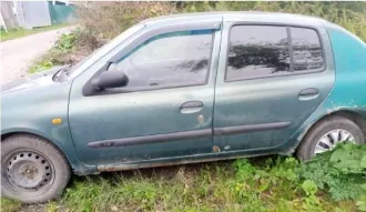 Renault Symbol EX14 2002 года выпуска. Седан зеленого цвета. VIN: VF1LB03C527537786. ПТС: 54 ОС 873711. Государственный номер: В763КТ122. Модель двигателя: K7JA700, бензиновый, номер R153553. Мощность 75 л.с. (55 кВт), объем 1390 куб. см. Разрешенная максимальная масса 1460 кг, масса без нагрузки…