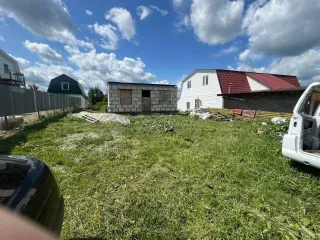 Жилой дом 81,4 кв.м с землей 1300 +/- 13 кв.м для ведения личного подсобного хозяйства в Тульской области, Ленинский район, р.п. Ленинский, ул. Циолковского, д.36. Земельный участок категории земли населенных пунктов, кадастровый номер 71:14:010409:79. Жилой дом площадью 81,4 кв.м, этажность 1, без…