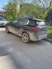 Citroen C5 Aircross 2019 года, черный, VIN VR7A45GFRKL072269, мощность 133 кВт (180.8 л.с.). Автомобиль в залоге у Совкомбанка.